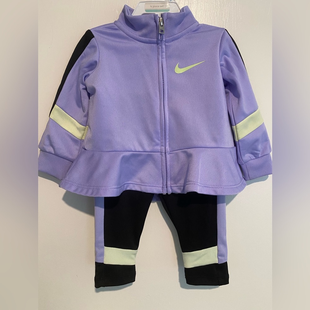 Infant Girls Nike Track Suit